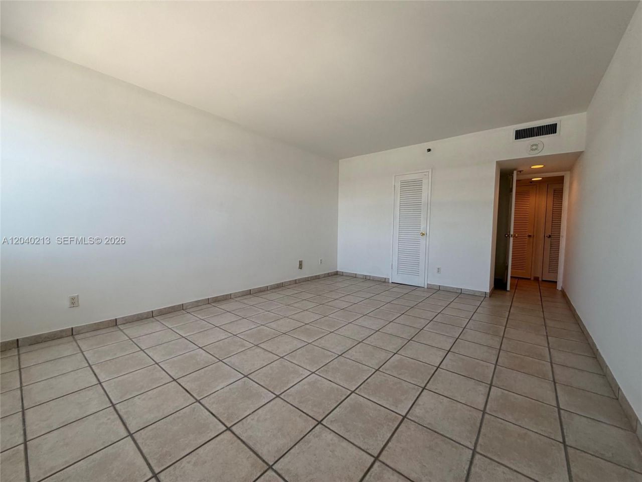 100 Lincoln Rd , Unit 1410, Miami Beach, FL 33139 Photo