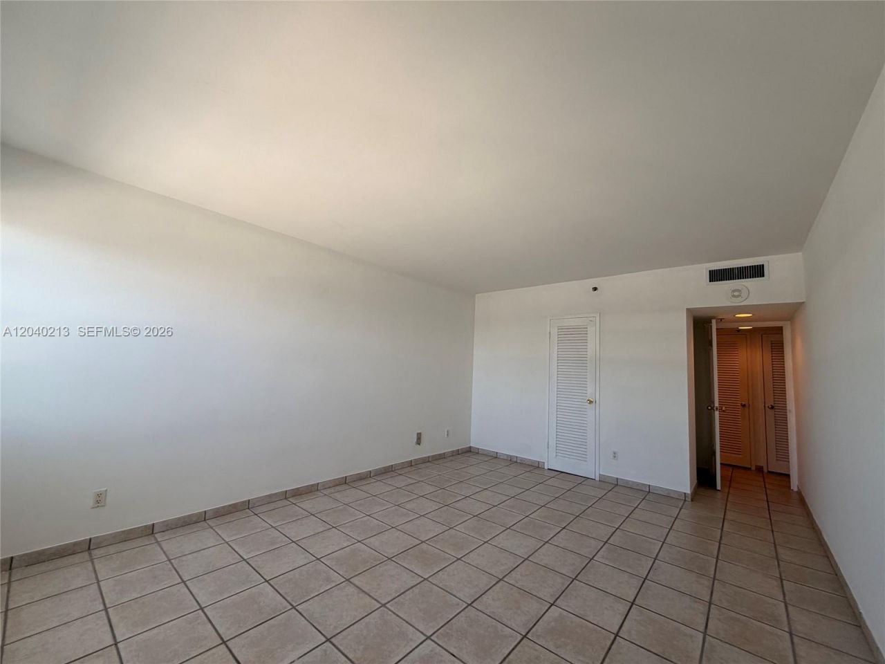 100 Lincoln Rd , Unit 1410, Miami Beach, FL 33139 Photo