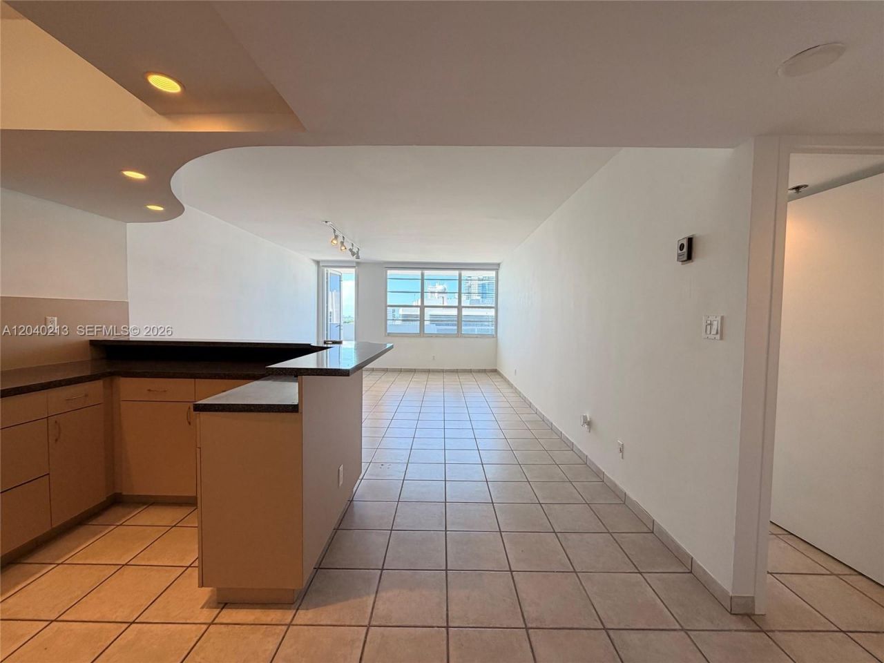 100 Lincoln Rd , Unit 1410, Miami Beach, FL 33139 Photo