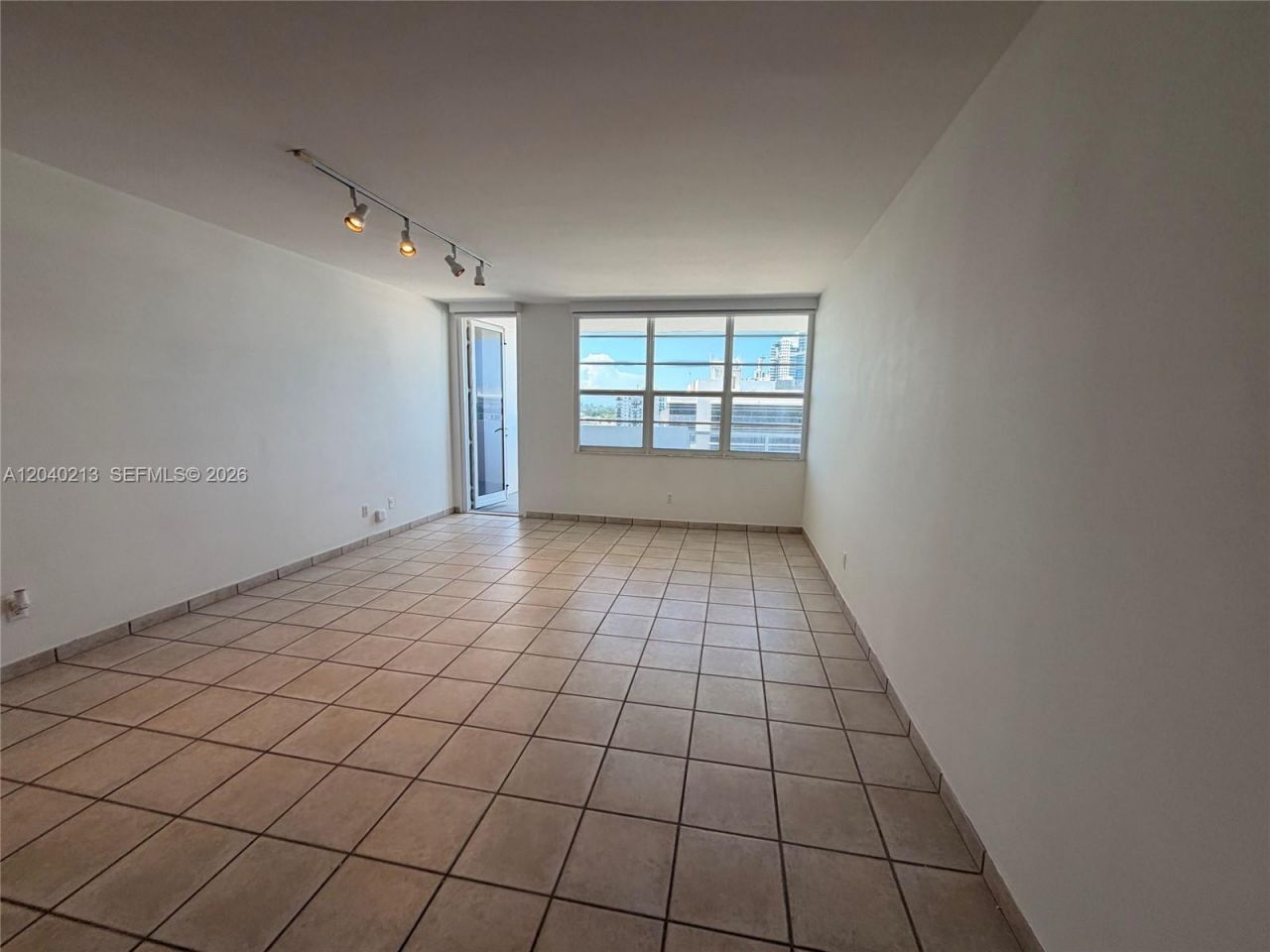 100 Lincoln Rd , Unit 1410, Miami Beach, FL 33139 Photo