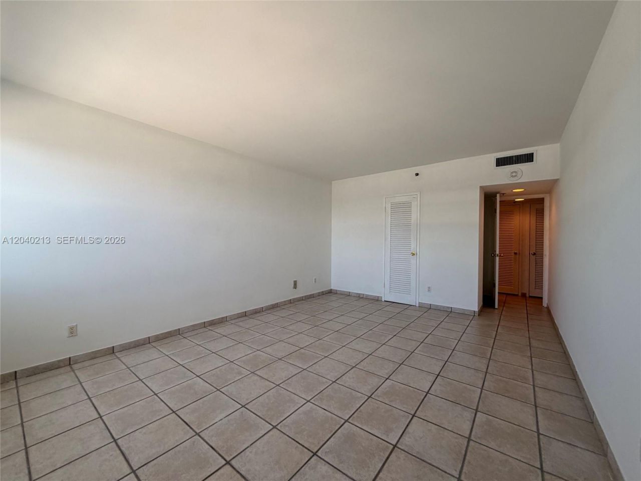100 Lincoln Rd , Unit 1410, Miami Beach, FL 33139 Photo