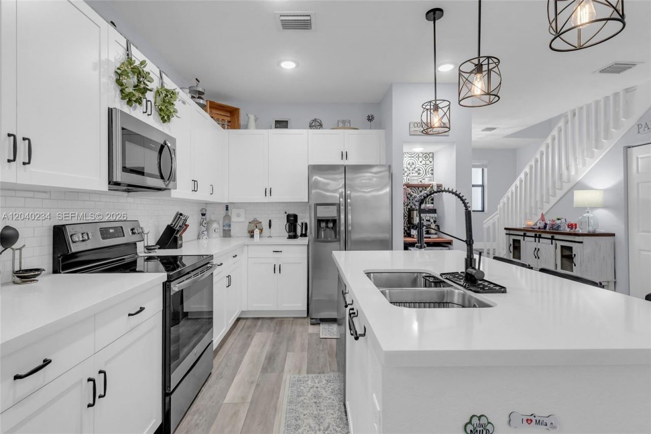 3416 W 109th Pl , Hialeah, FL 33018 Photo