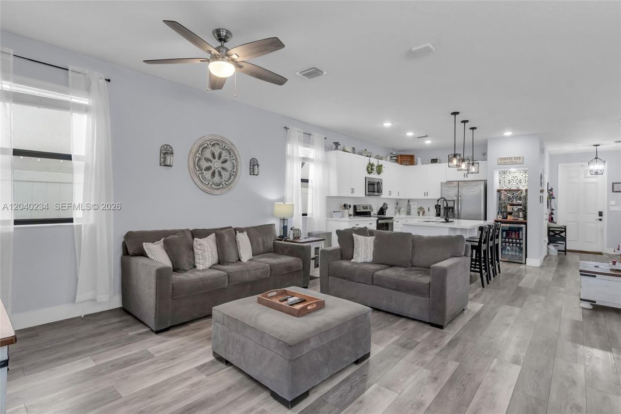 3416 W 109th Pl, Hialeah, FL 33018 Photo
