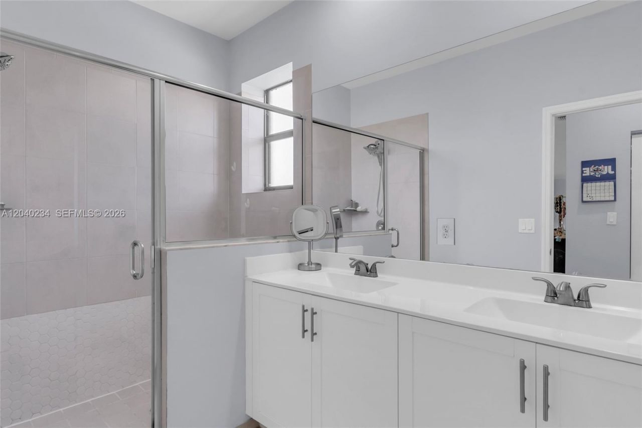 3416 W 109th Pl , Hialeah, FL 33018 Photo