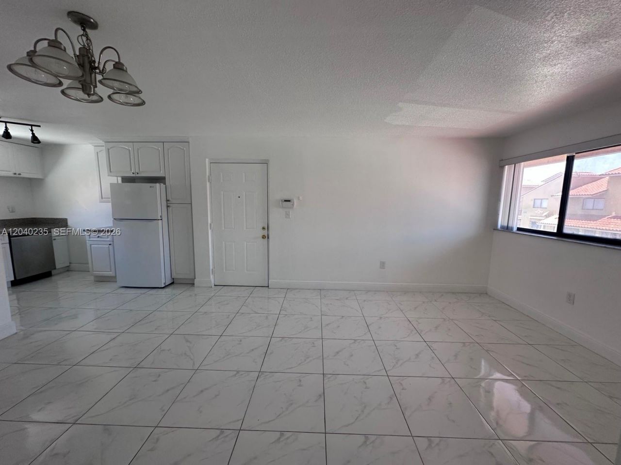 2740 W 61st St , Unit 204, Hialeah, FL 33016 Photo