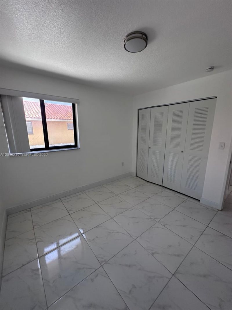 2740 W 61st St , Unit 204, Hialeah, FL 33016 Photo
