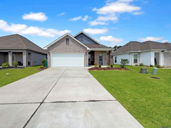 28439 Middlebrook Way, Denham Springs, LA 70726