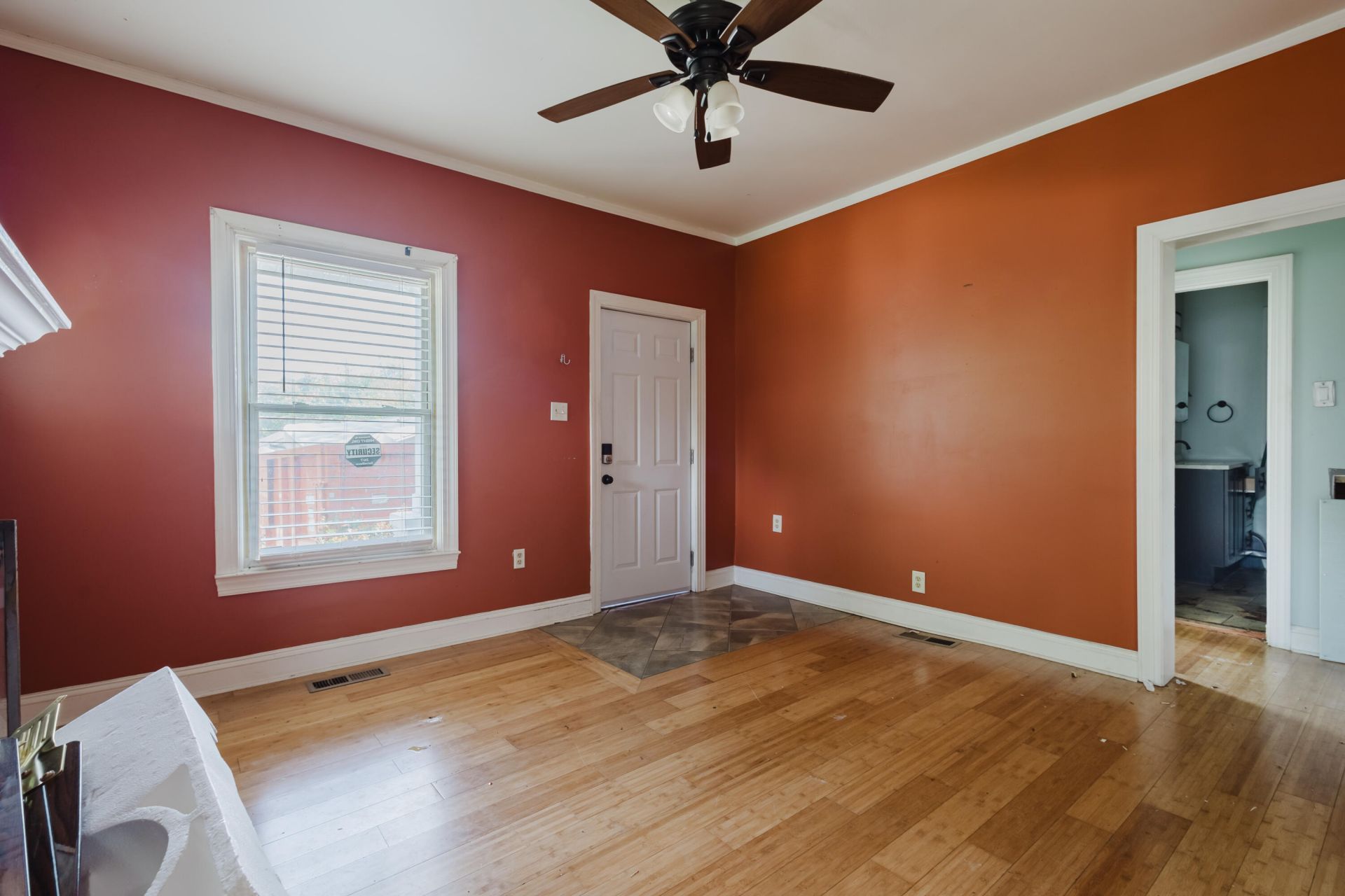 208 Blue Grass Avenue, Lexington, KY 40505 Main Photo