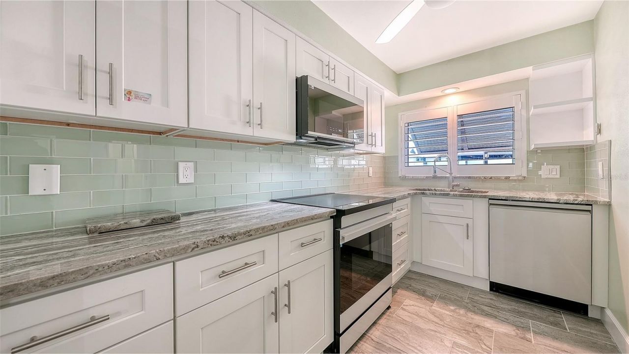 4234 Gulf Of Mexico Drive , Unit M1, Longboat Key, FL 34228 Photo