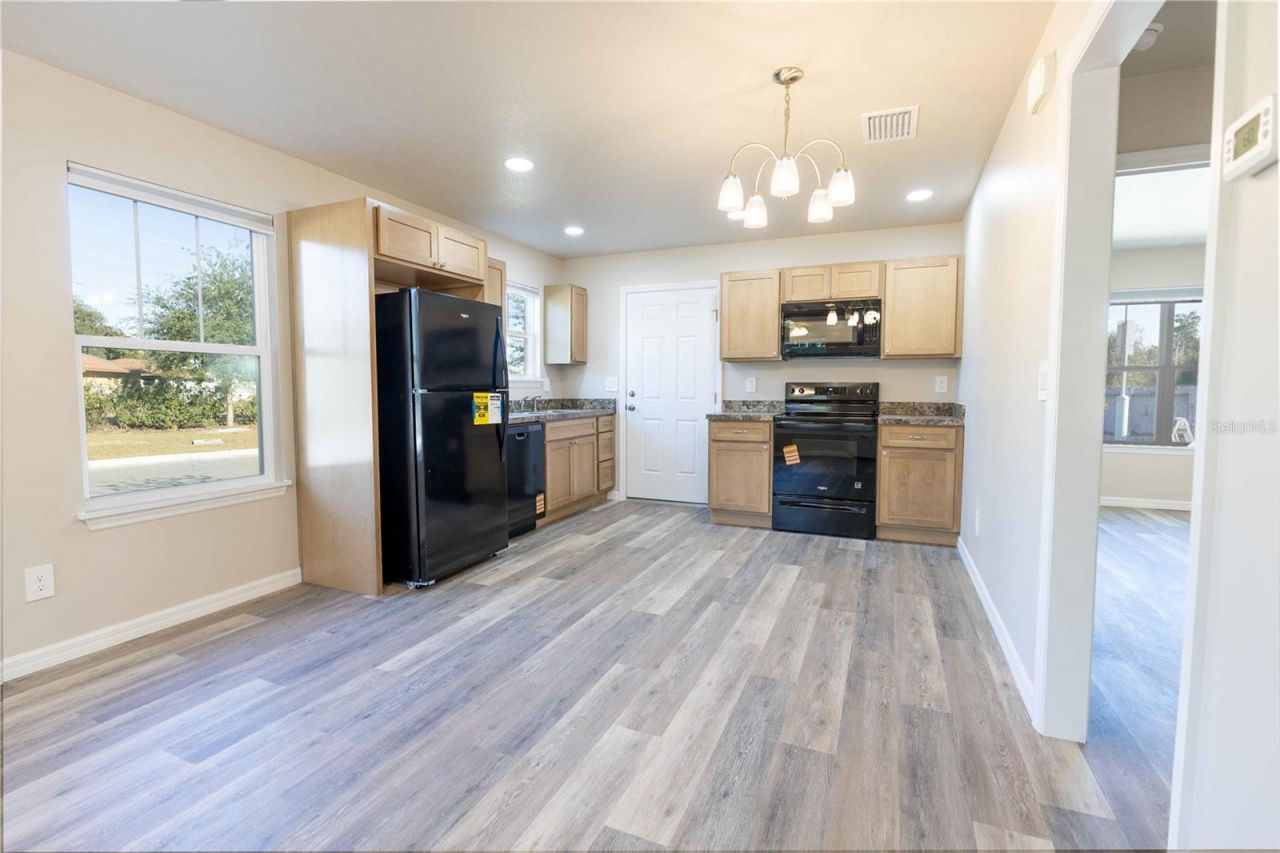 1342 Cottage Circle , Tavares, FL 32778 Photo