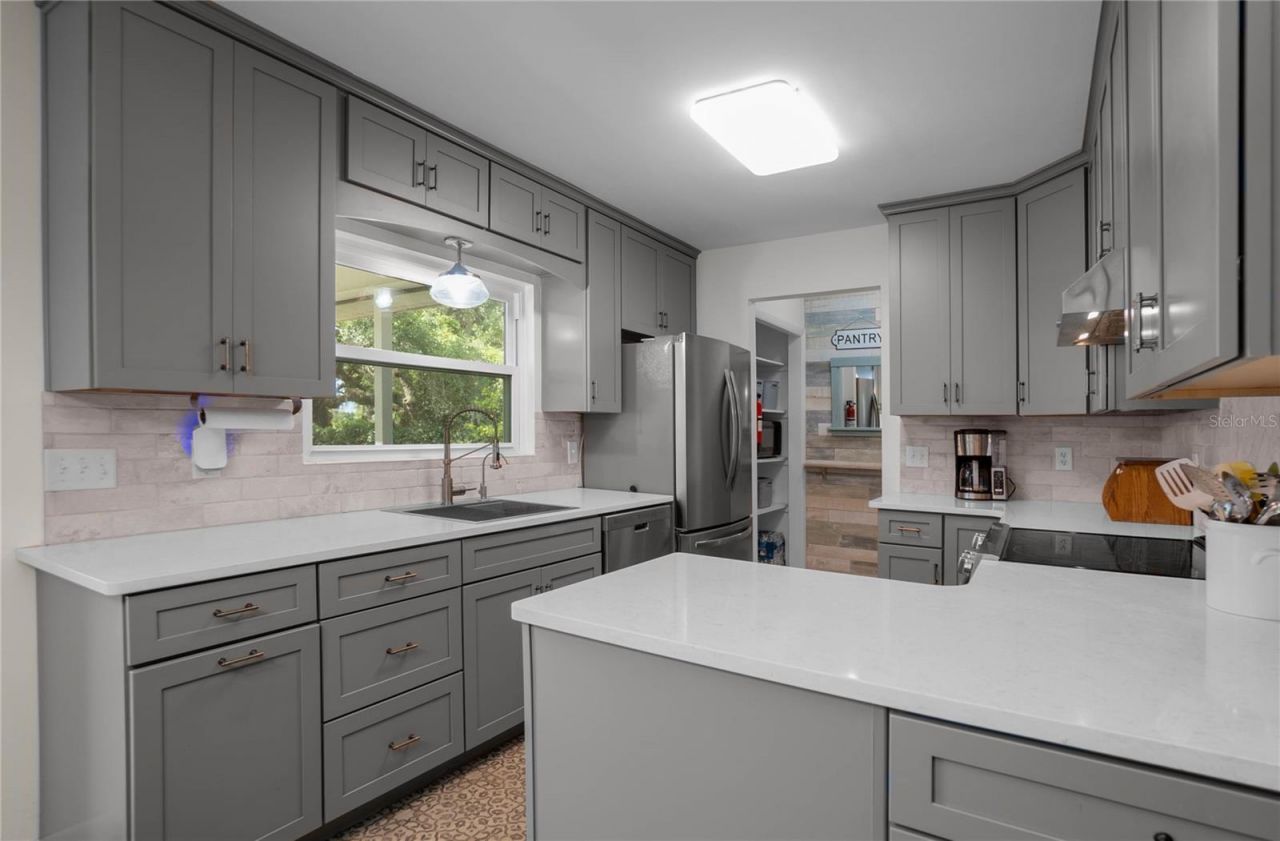 9302 E Redwood Place, Inverness, FL 34450 Photo