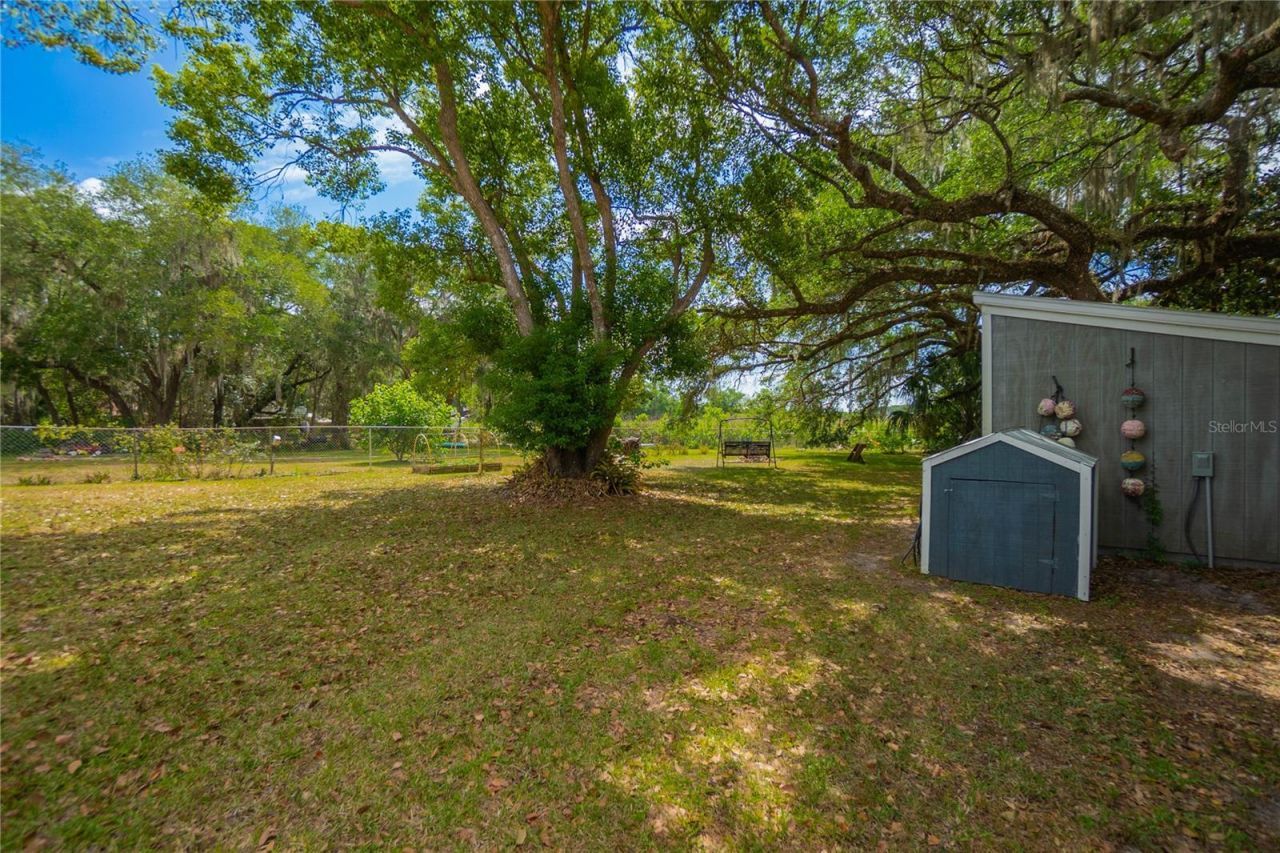 9302 E Redwood Place, Inverness, FL 34450 Photo