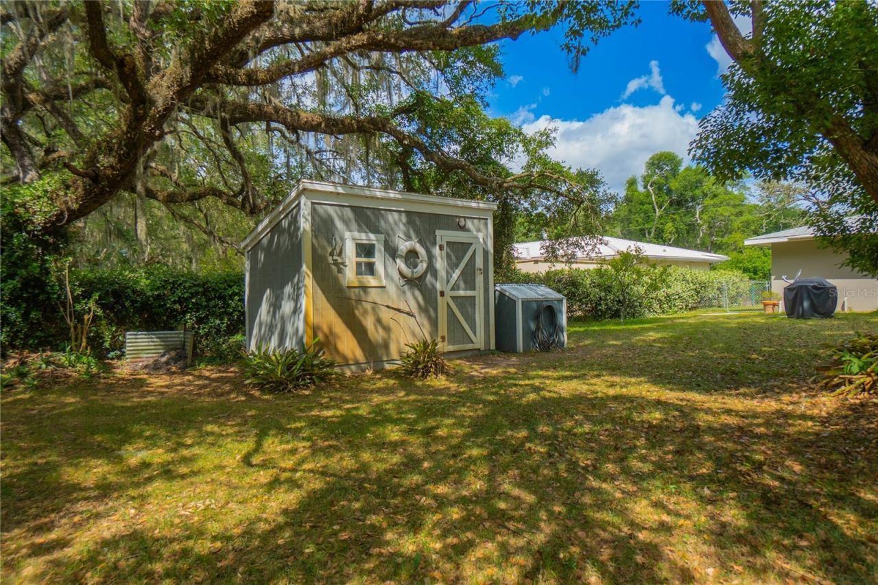 9302 E Redwood Place, Inverness, FL 34450 Photo