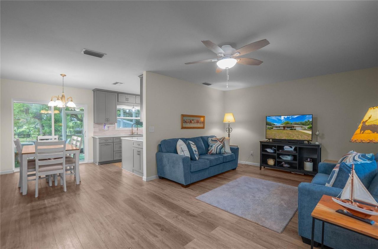 9302 E Redwood Place, Inverness, FL 34450 Photo