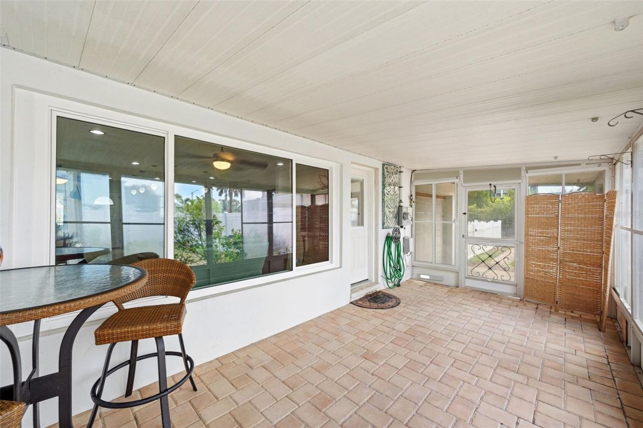 6765 3rd Avenue N, Saint Petersburg, FL 33710 Photo