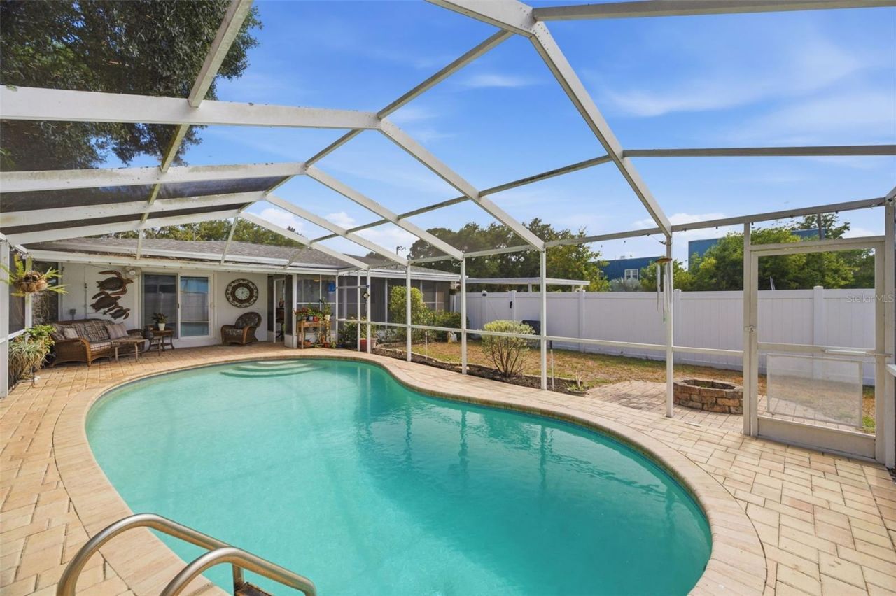 6765 3rd Avenue N, Saint Petersburg, FL 33710 Photo