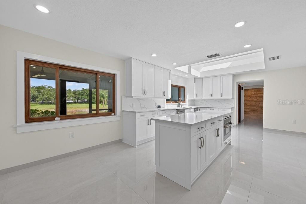 1007 Lakewood Drive, Brandon, FL 33510 Photo