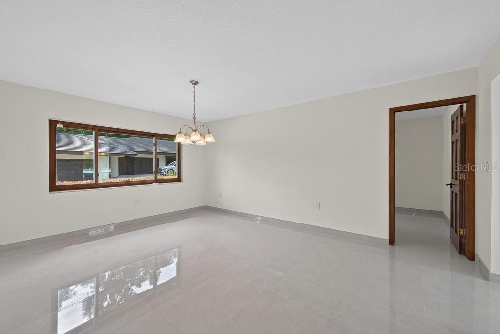 1007 Lakewood Drive, Brandon, FL 33510 Photo