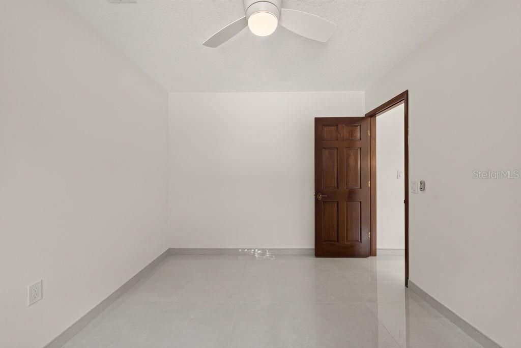 1007 Lakewood Drive, Brandon, FL 33510 Photo