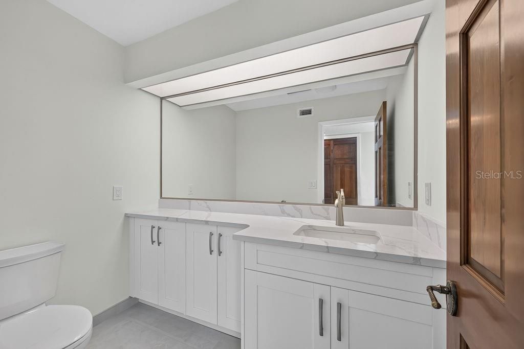 1007 Lakewood Drive, Brandon, FL 33510 Photo