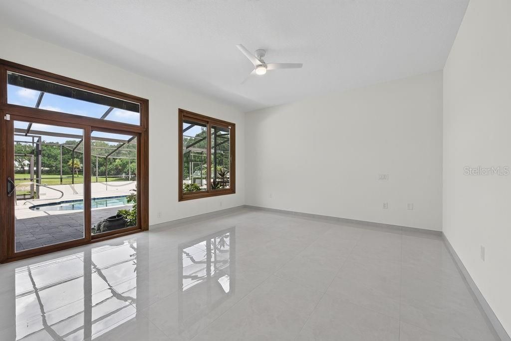 1007 Lakewood Drive, Brandon, FL 33510 Photo