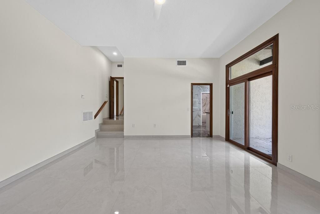 1007 Lakewood Drive, Brandon, FL 33510 Photo