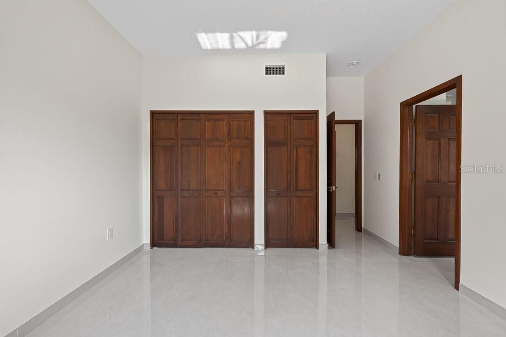 1007 Lakewood Drive, Brandon, FL 33510 Photo