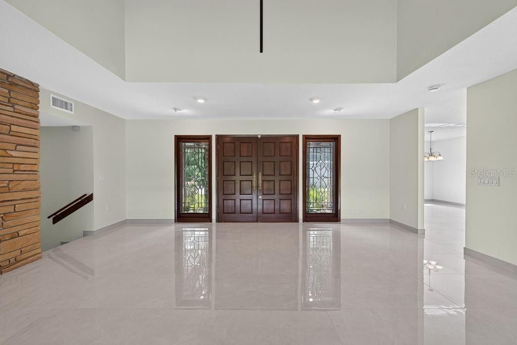 1007 Lakewood Drive, Brandon, FL 33510 Photo