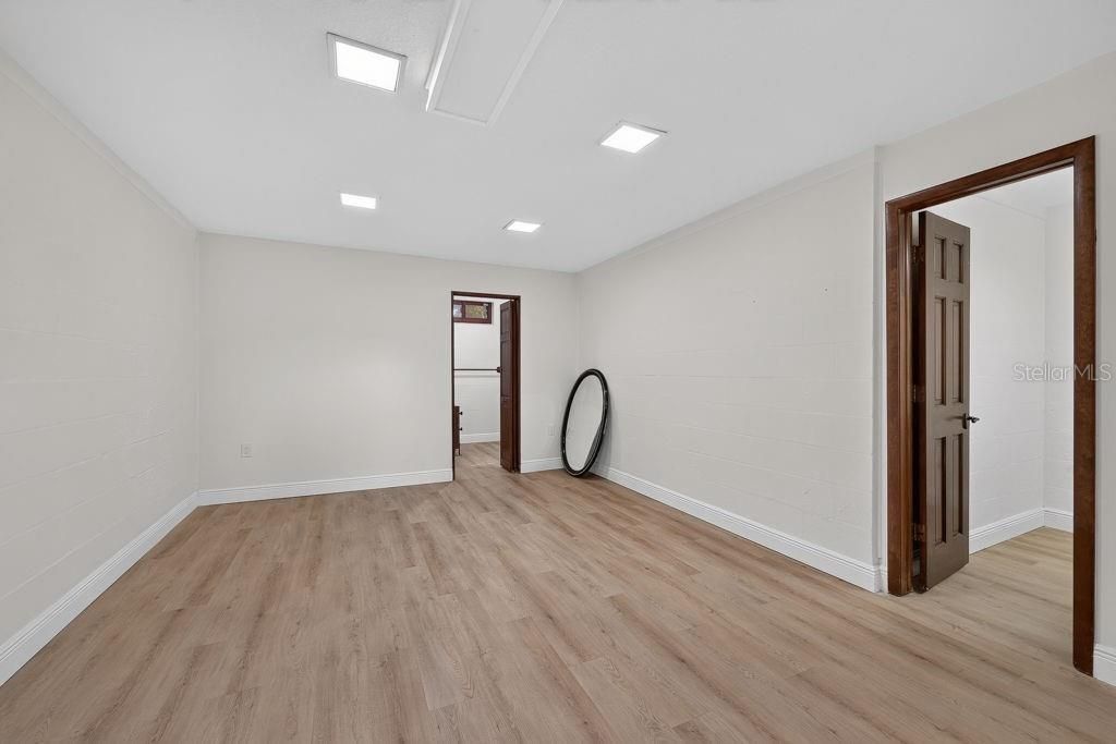 1007 Lakewood Drive, Brandon, FL 33510 Photo