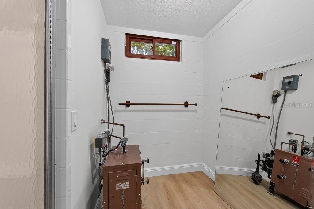 1007 Lakewood Drive, Brandon, FL 33510 Photo