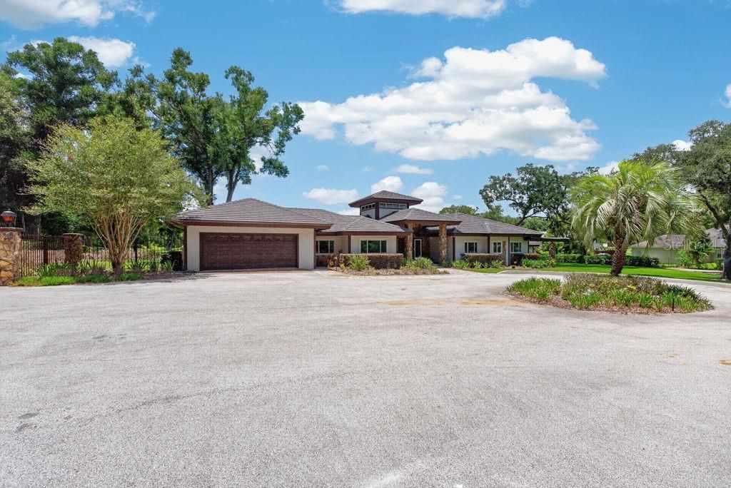 1007 Lakewood Drive, Brandon, FL 33510 Photo