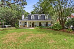 972 Equestrian Drive photo 4