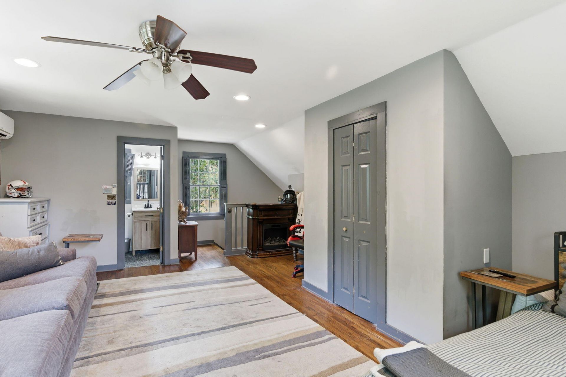 972 Equestrian Drive Photo 31