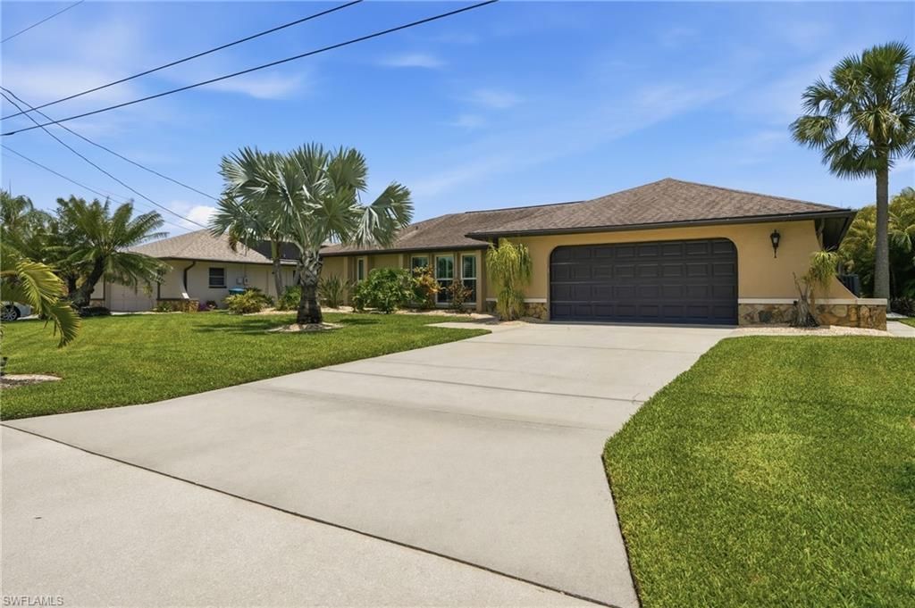 2218 Coral Point Dr, Cape Coral, FL 33990 Photo