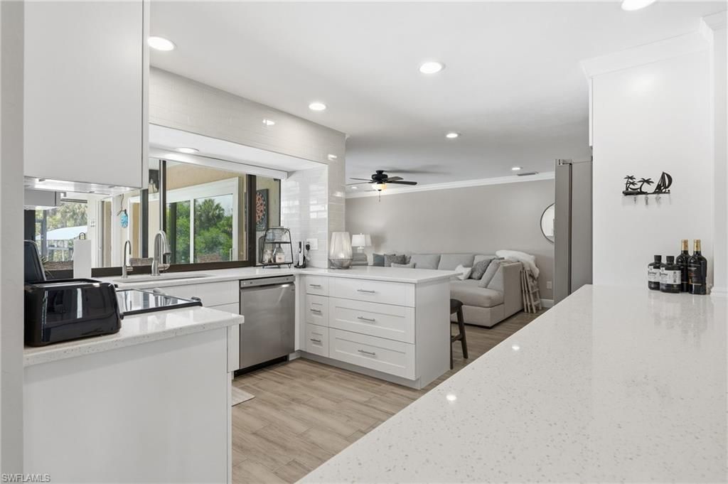 2218 Coral Point Dr, Cape Coral, FL 33990 Photo