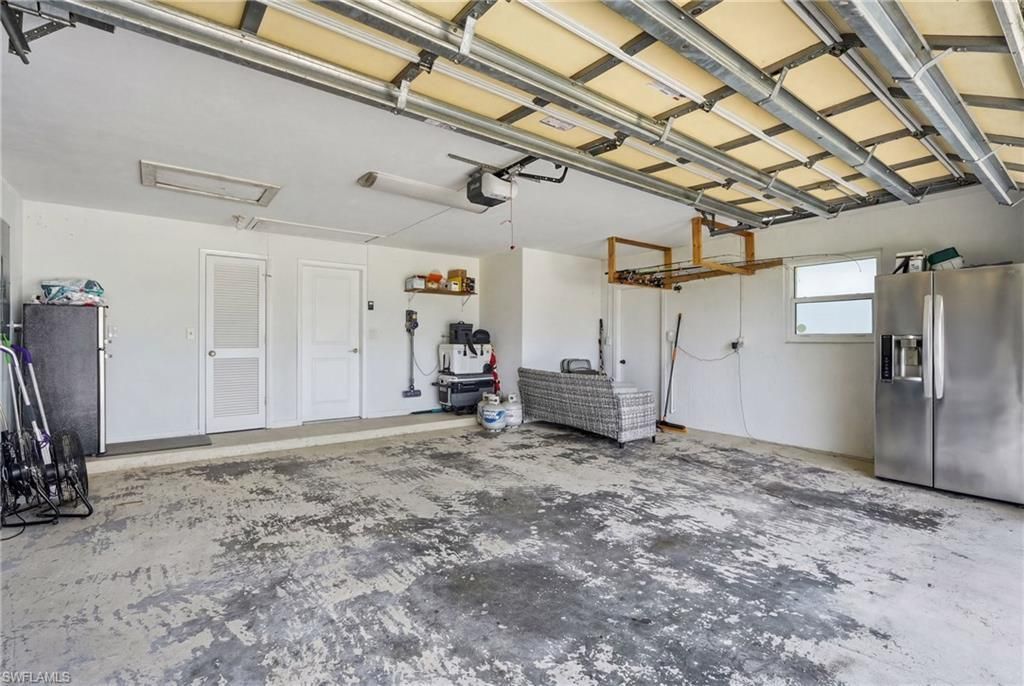 2218 Coral Point Dr, Cape Coral, FL 33990 Photo