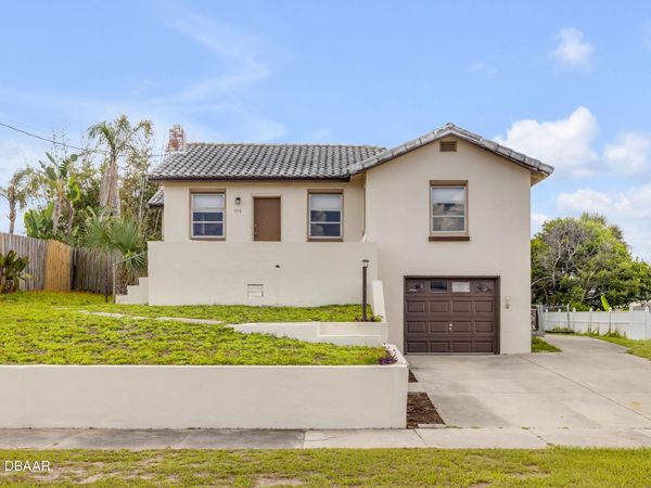 516 Wisteria Road, Daytona Beach, FL 32118