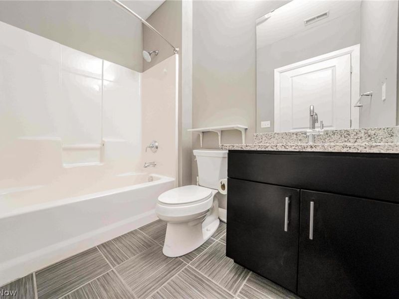 1403 Copper Trace, Unit 402, Cleveland Heights, OH 44118 Photo 17