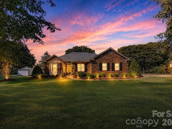 246 Canvasback Road , Mooresville, NC 28117