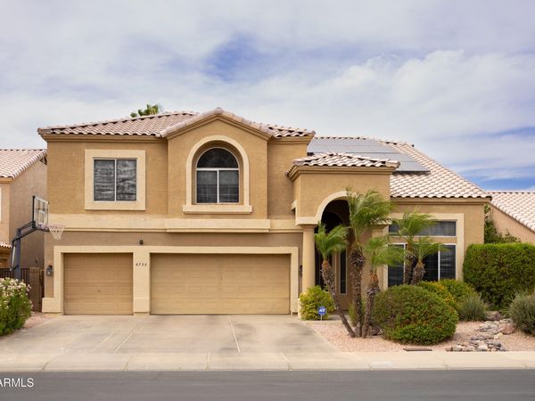 6738 W WAHALLA Lane, Glendale, AZ 85308