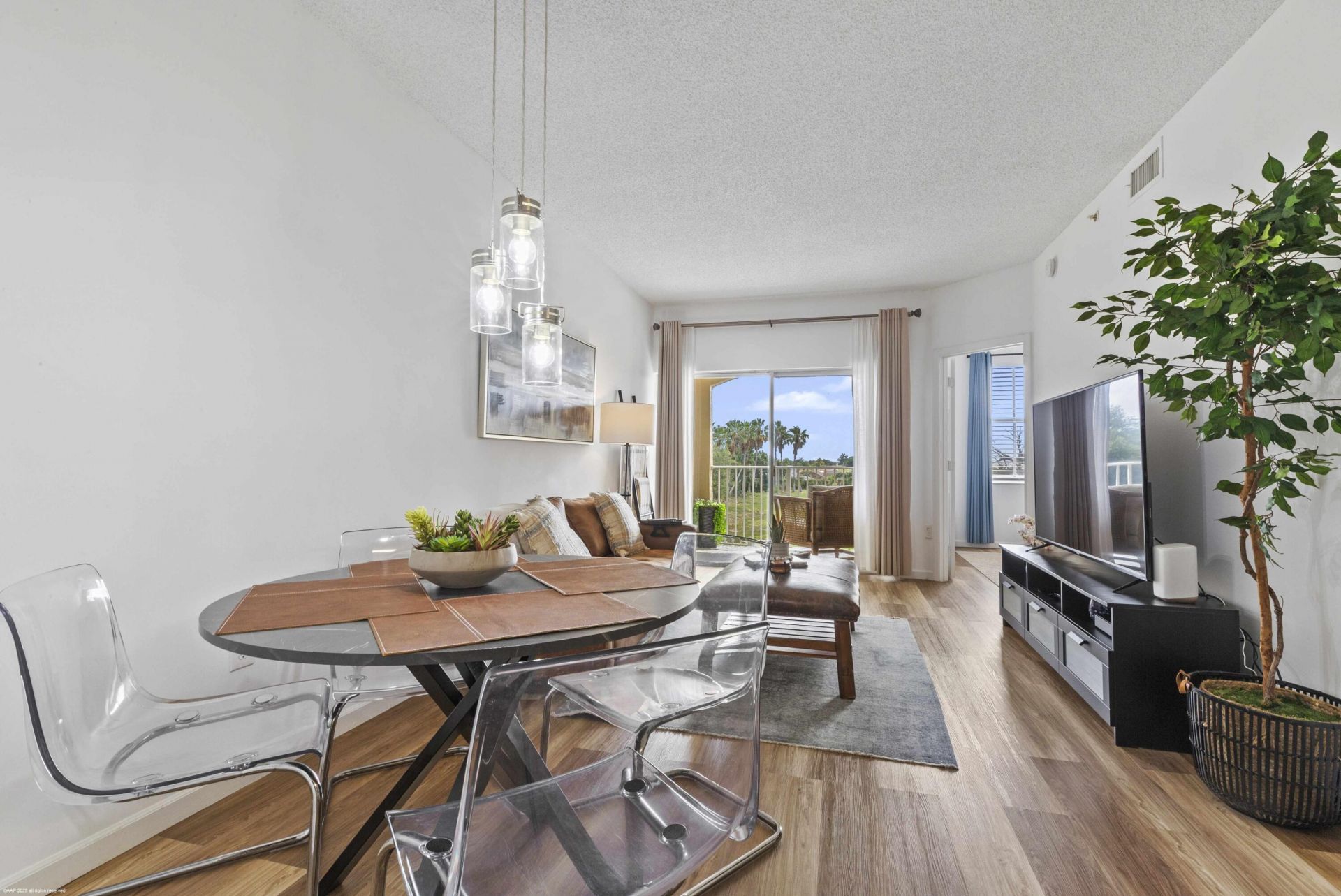 2060 Greenview Shores Boulevard, Unit 318, Wellington, FL 33414 Photo