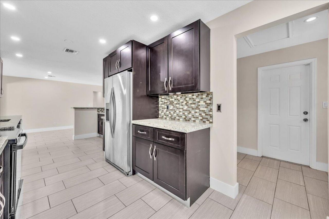 611 N Highland Drive, Hollywood, FL 33021 Photo