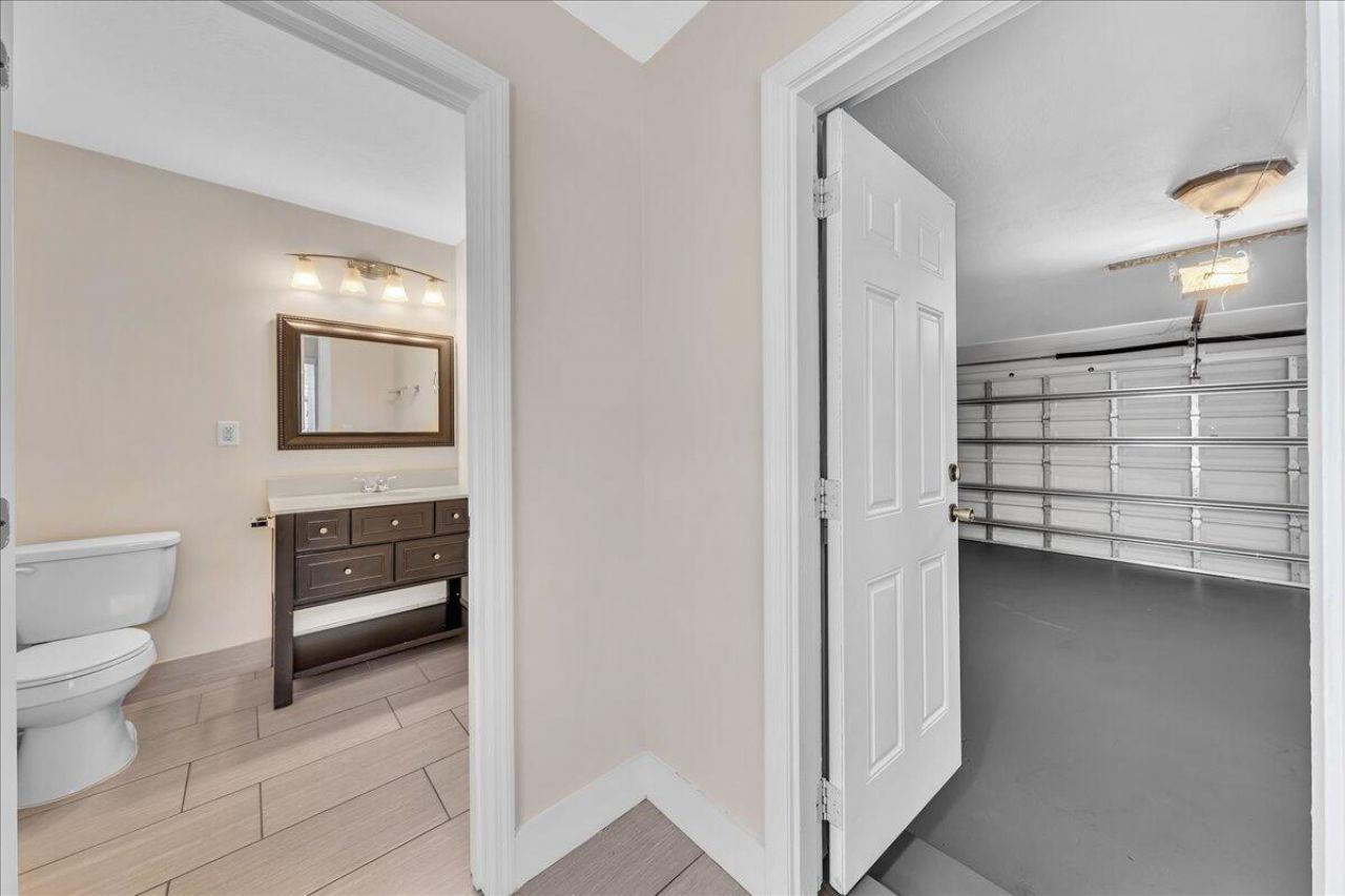 611 N Highland Drive, Hollywood, FL 33021 Photo