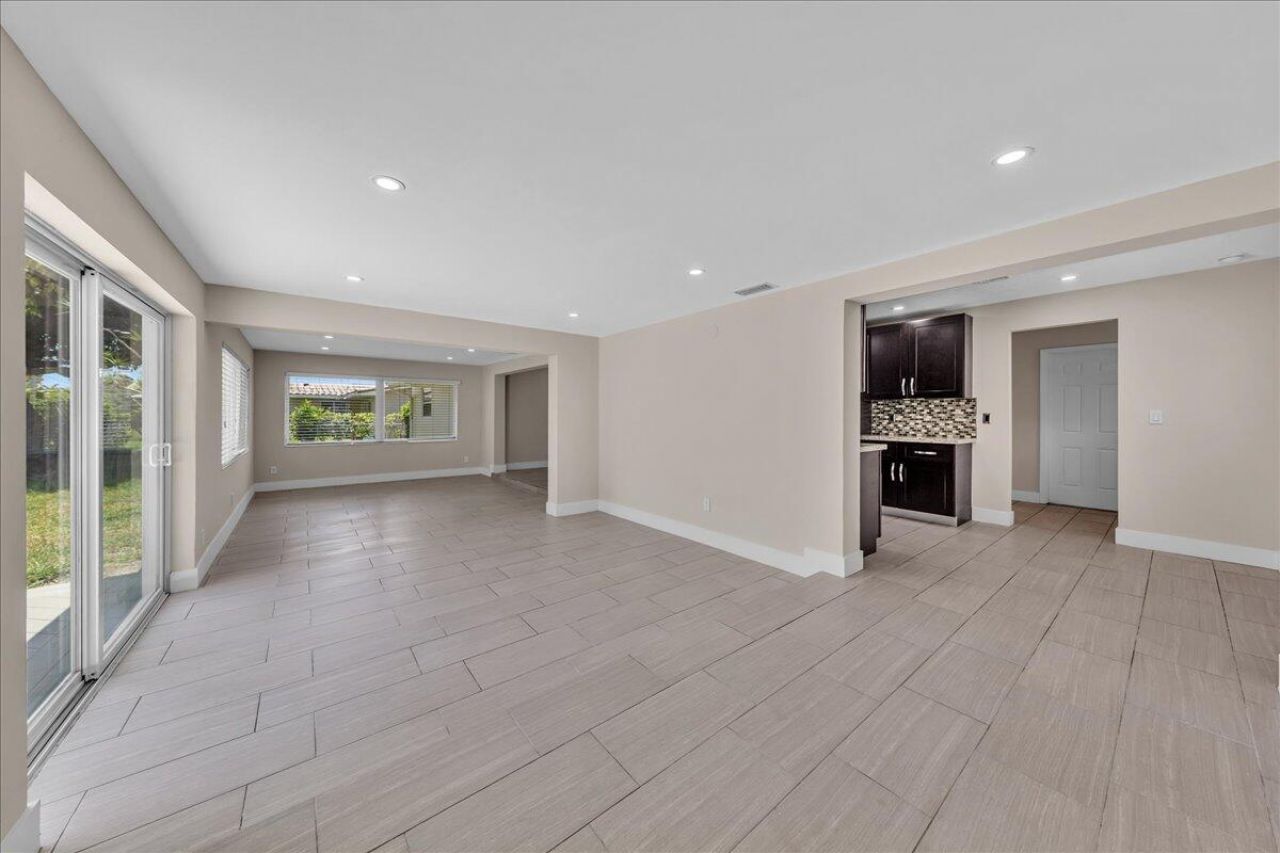 611 N Highland Drive, Hollywood, FL 33021 Photo
