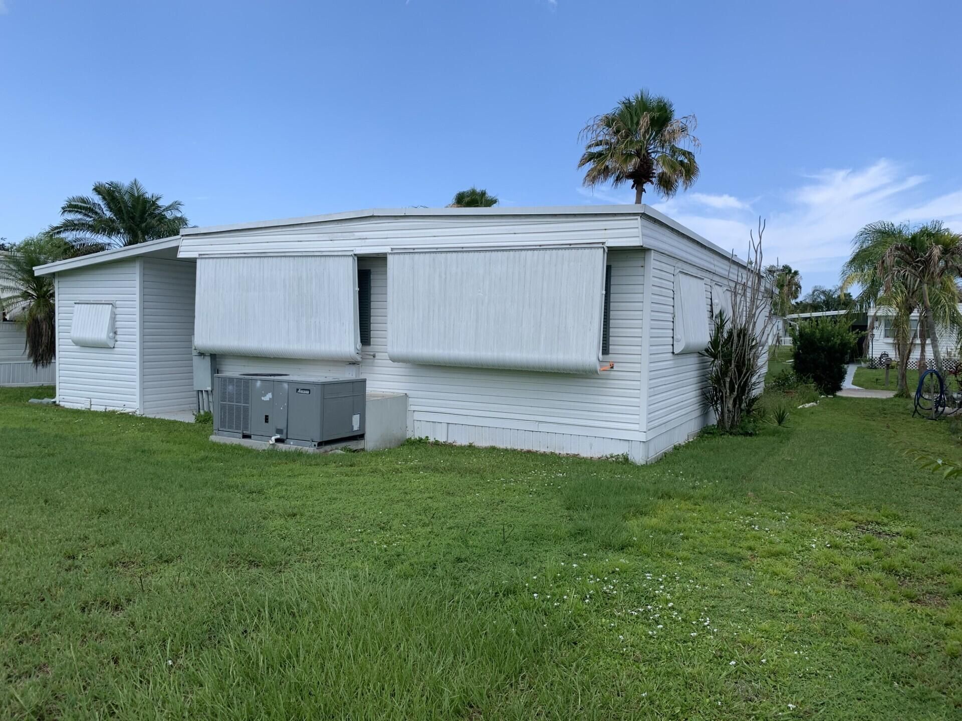 40 Florida Way, Port Saint Lucie, FL 34952 Photo