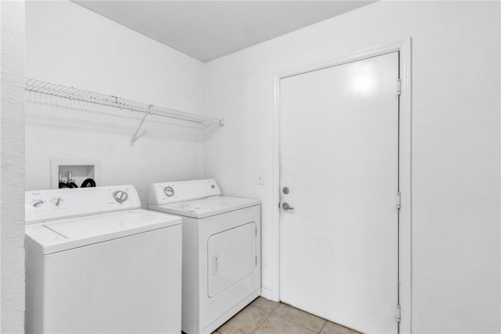 2466 57th Circle, Unit 2466, Vero Beach, FL 32966 Photo