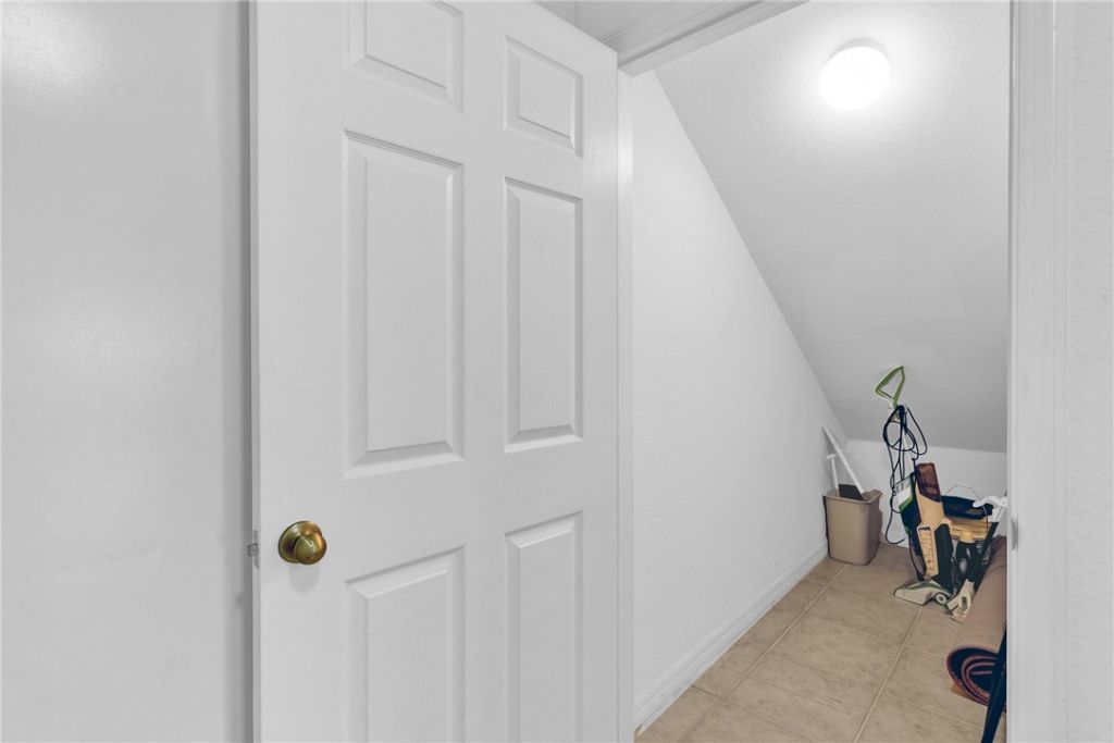 2466 57th Circle, Unit 2466, Vero Beach, FL 32966 Photo