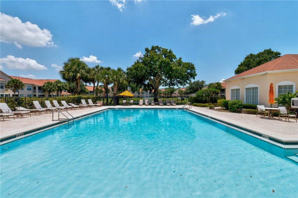 2466 57th Circle, Unit 2466, Vero Beach, FL 32966 Photo