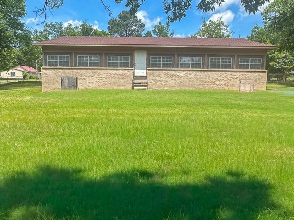 463 W 10th Street, Atoka, OK 74525