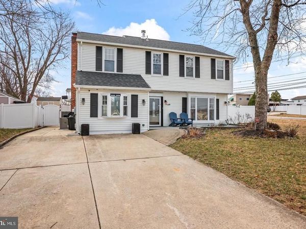 7710 GREENBRIER ROAD, PENNSAUKEN, NJ 08109
